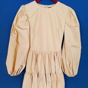 Boohoo size 4 beige dress